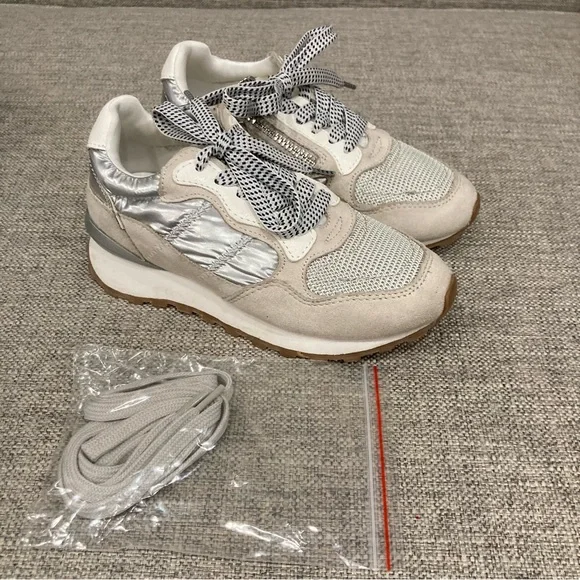 ShuShop size 12 Phoebe VGUC includes box and extra laces - Picture 4 of 6